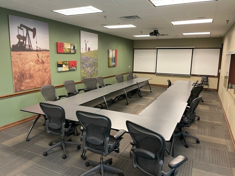 More Photos Of 6100 Western Pl, Fort Worth Unknown For Lease