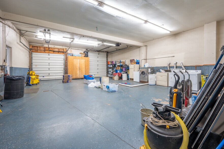 More Photos Of 700 Hoke St, Latrobe Office For Sale