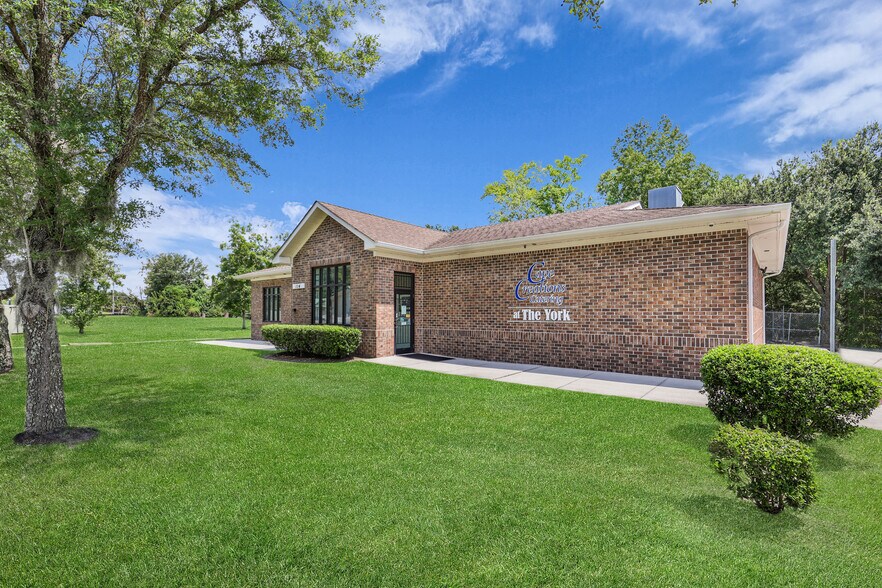 More Photos Of 114 Horizon Park Dr, Savannah Restaurant For Sale