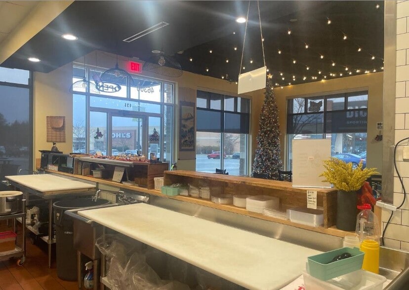 More Photos Of 46300 Lexington Village Way, Lexington Park Storefront For Sale
