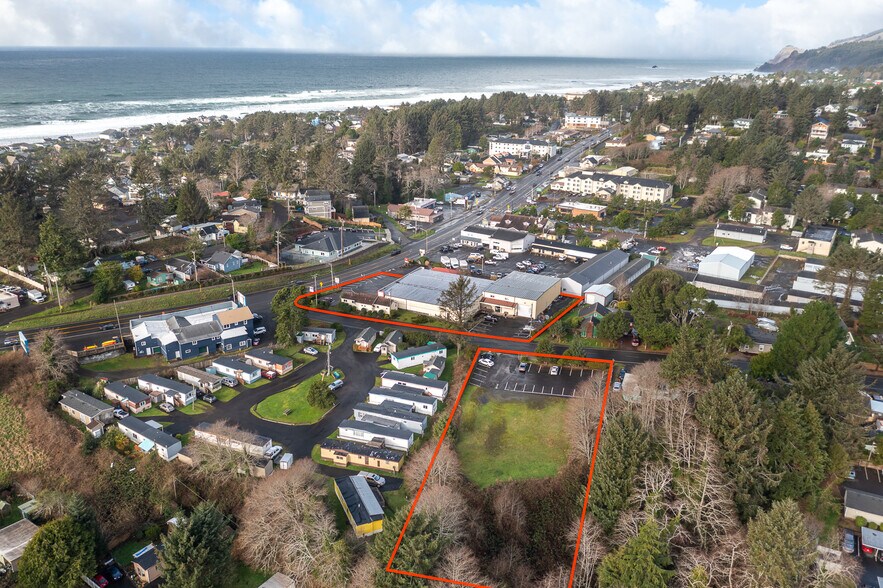 More Photos Of 3128 Ne Highway 101, Lincoln City Storefront For Sale