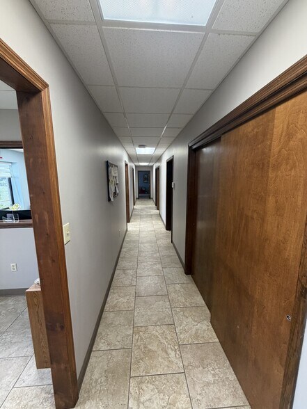 More Photos Of 7989 S Suburban Rd, Centerville Warehouse For Sale