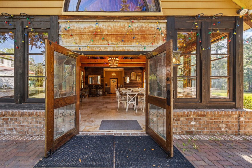 More Photos Of 438 Kessler Loop, Guyton Hospitality For Sale