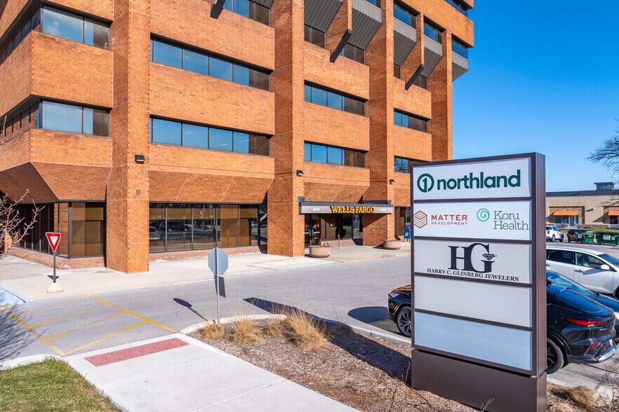 More Photos Of 2675 N Mayfair Rd, Wauwatosa Office For Lease