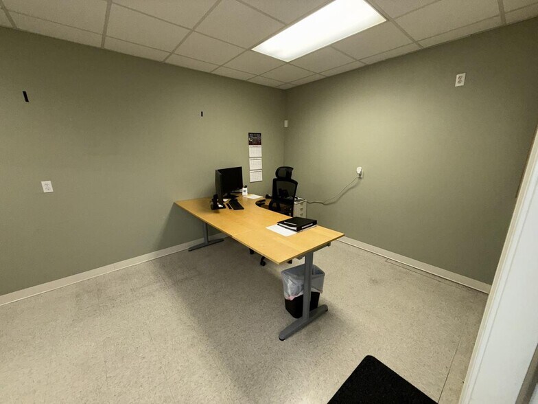 More Photos Of 4953 Big Lake, Lake Charles Office For Sale