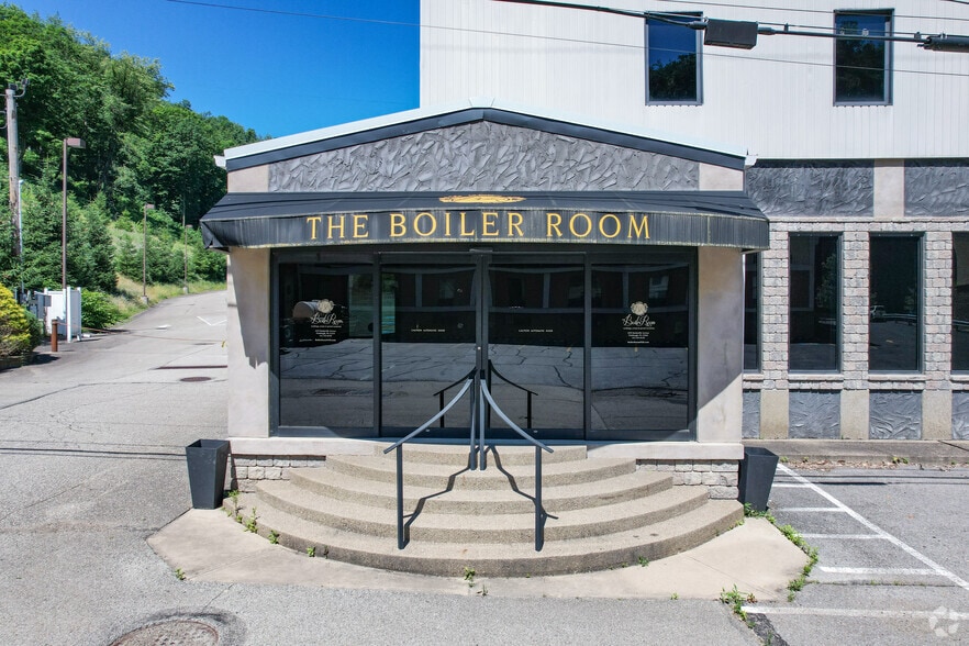 More Photos Of 1070 Baknsville Ave, Pittsburgh Lodge Meeting Hall For Sale