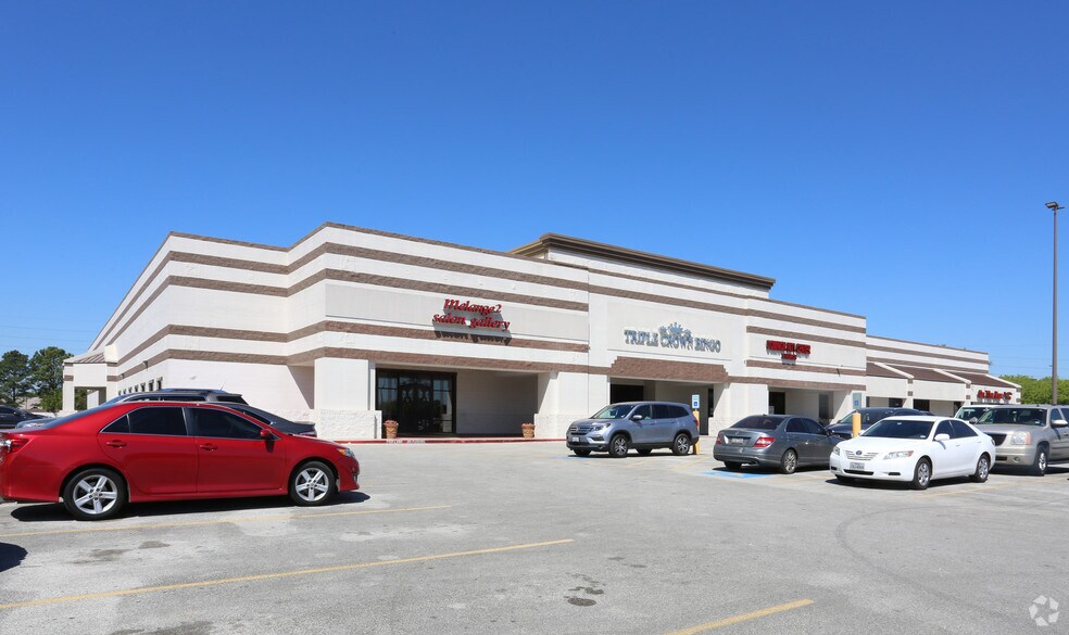 More Photos Of 10535 Jones Rd, Houston General Retail For Sale