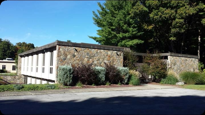 More Photos Of 10 Boice Rd, Hyde Park Medical For Sale
