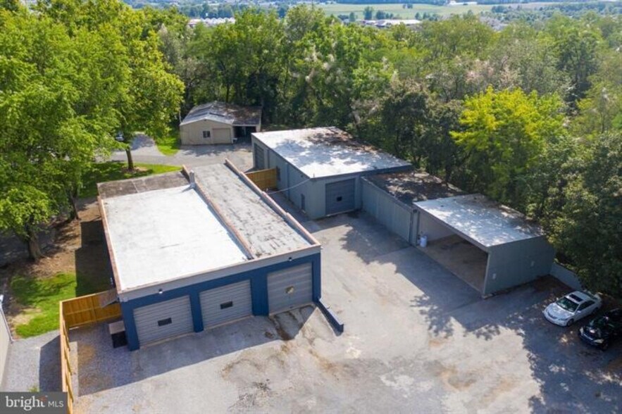 More Photos Of 936-940 Lititz Pike, Lititz Flex For Sale