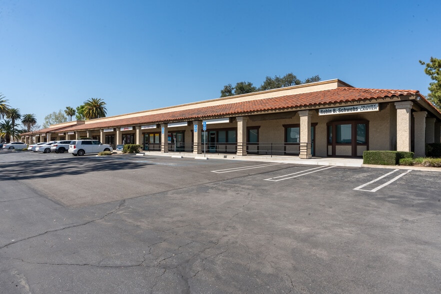 More Photos Of 305-355 E Foothill Blvd, Pomona Unknown For Lease