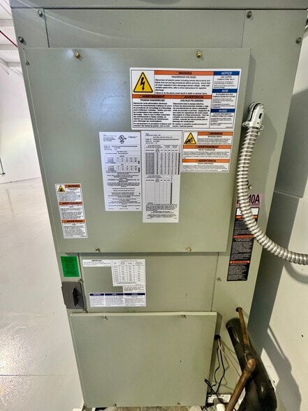 More Photos Of 1230 N US Highway 1, Ormond Beach Flex For Lease