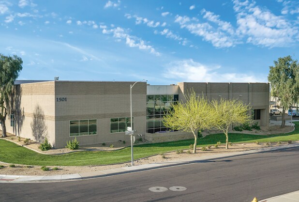 More Photos Of 1501 W Knudsen Dr, Phoenix Warehouse For Sale