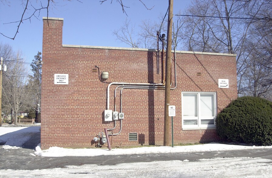 More Photos Of 22 Center St, Freehold Medical For Sale
