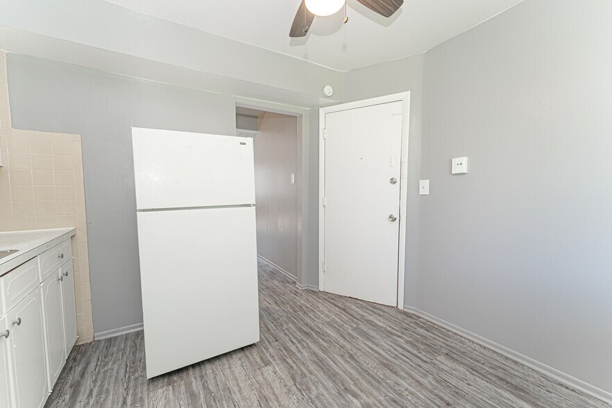 More Photos Of 103-151 Shepley Dr, Saint Louis Apartments For Sale