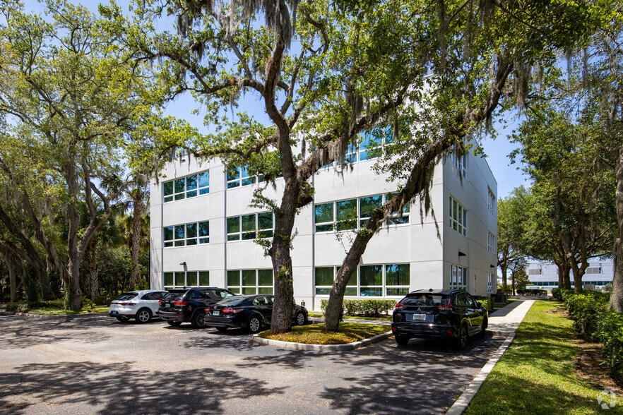 More Photos Of 1735 W Hibiscus Blvd, Melbourne Medical For Lease