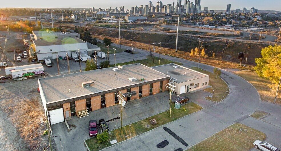 More Photos Of 3003 11 St SE, Calgary Warehouse For Sale