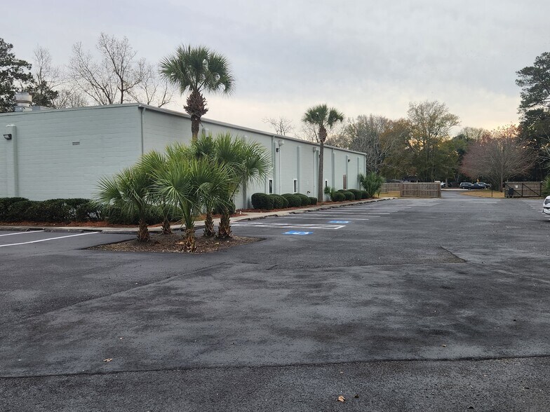 More Photos Of 2704 Highmarket St, Georgetown Freestanding For Sale