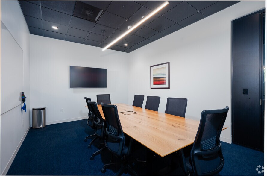 More Photos Of 702 Houston St, Fort Worth Coworking Space