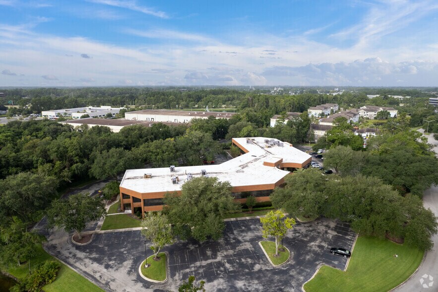 More Photos Of 7800 Belfort Pky, Jacksonville Medical For Lease