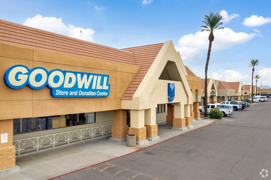 Primary Photo Of 710-822 E Union Hills Rd, Phoenix Storefront For Lease