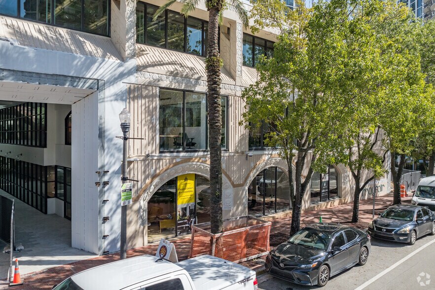 More Photos Of 3390 Mary St, Coconut Grove Coworking Space