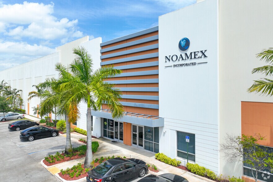 More Photos Of 5801 E 10th Ave, Hialeah Warehouse For Lease