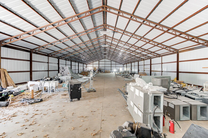 More Photos Of 3875 E Waterloo Rd, Edmond Warehouse For Lease