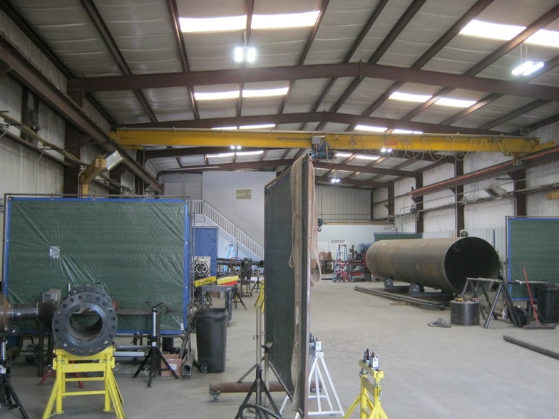 More Photos Of 8296 W Interstate 20, Midland Warehouse For Lease