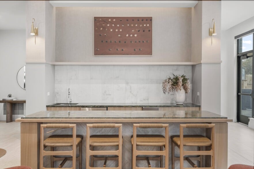 More Photos Of 266 Canal St, Salem Apartments For Lease