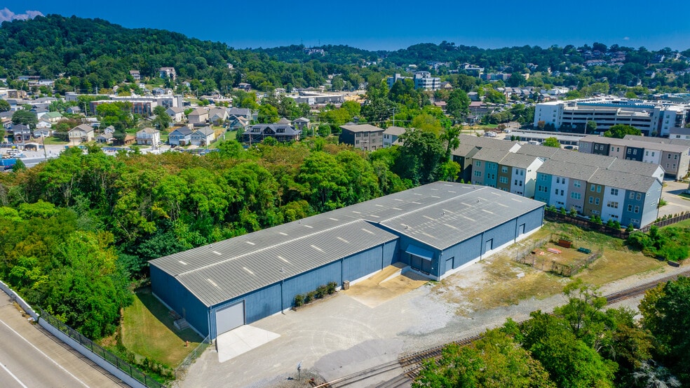 Primary Photo Of 200 Powercorp Dr, Chattanooga Manufacturing For Lease