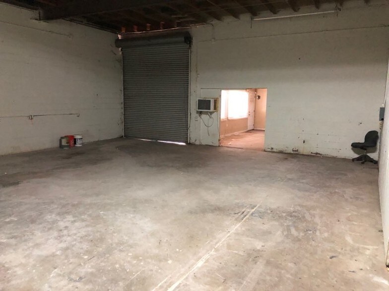 More Photos Of 9625 Rudicill St, Riverside Warehouse For Lease