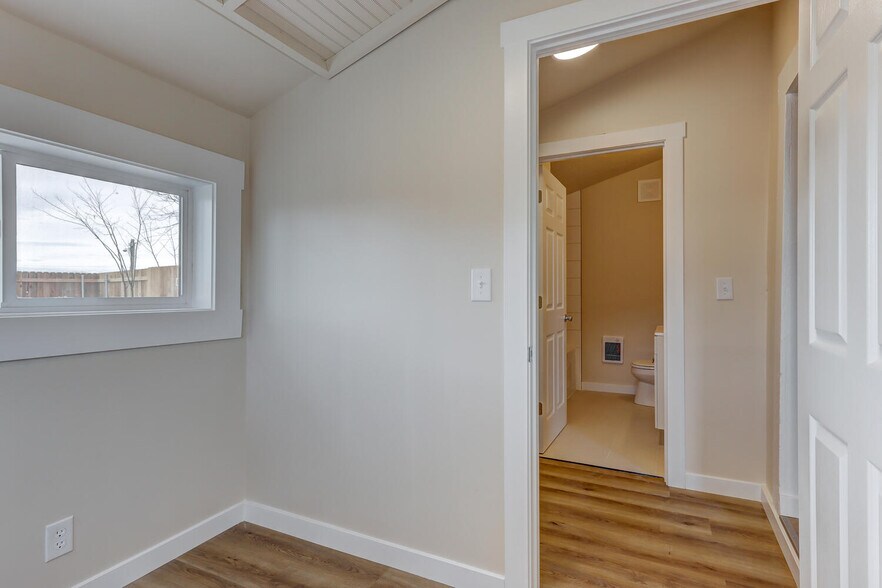 More Photos Of 218 N Avenue C, Kuna Apartments For Sale