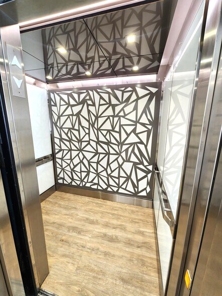 More Photos Of 3511 W Commercial Blvd, Fort Lauderdale Office For Lease