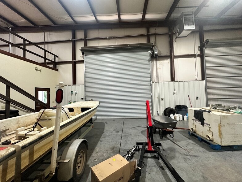 More Photos Of 4485 N Industrial Dr, Cumming Warehouse For Lease