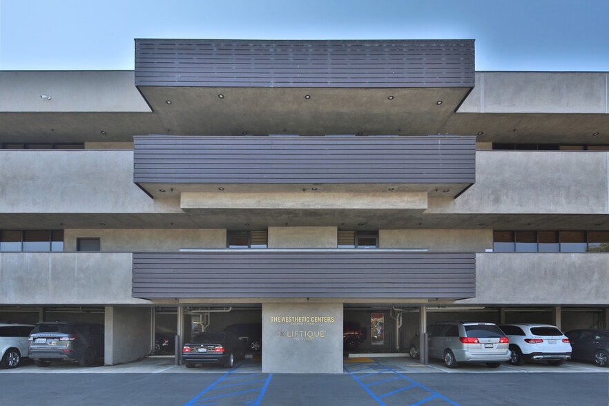 More Photos Of 3701 Birch St, Newport Beach Medical For Lease