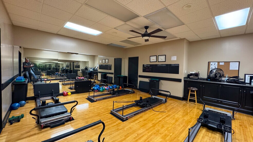 More Photos Of 5133 Darrow Rd, Hudson Health Club For Sale