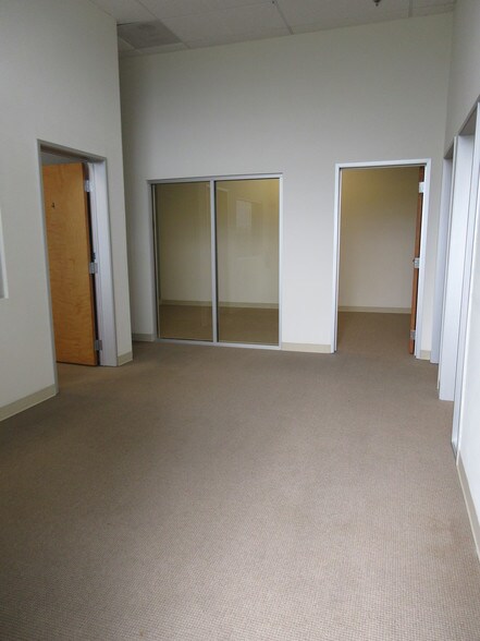 More Photos Of 909-943 Corporate Way, Fremont Research And Development For Sale