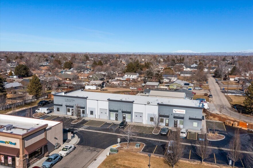 More Photos Of 1270-1300 E Fairview Ave, Meridian Light Distribution For Sale