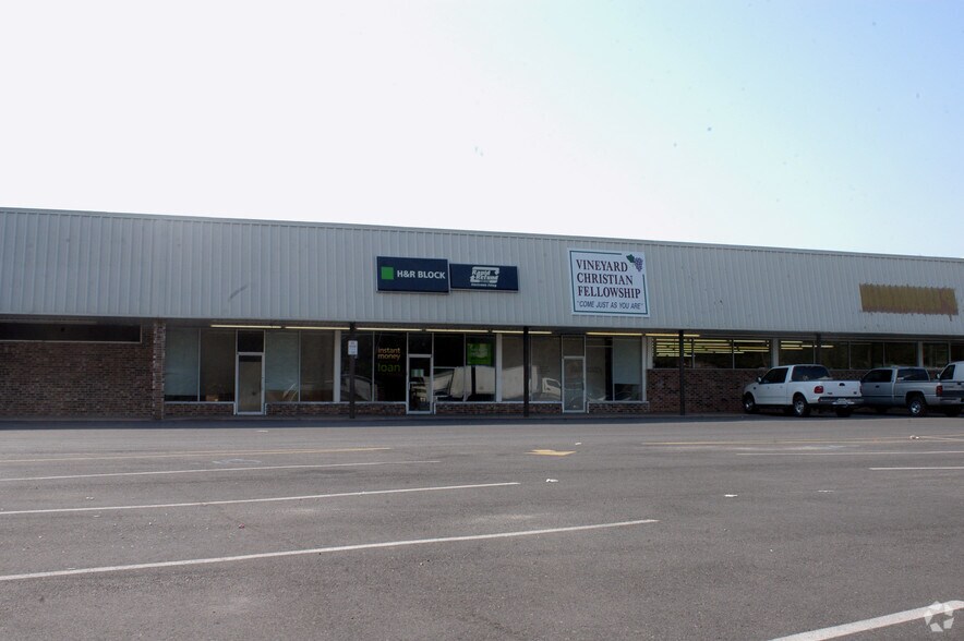 More Photos Of 500 US 90, Patterson Supermarket For Lease