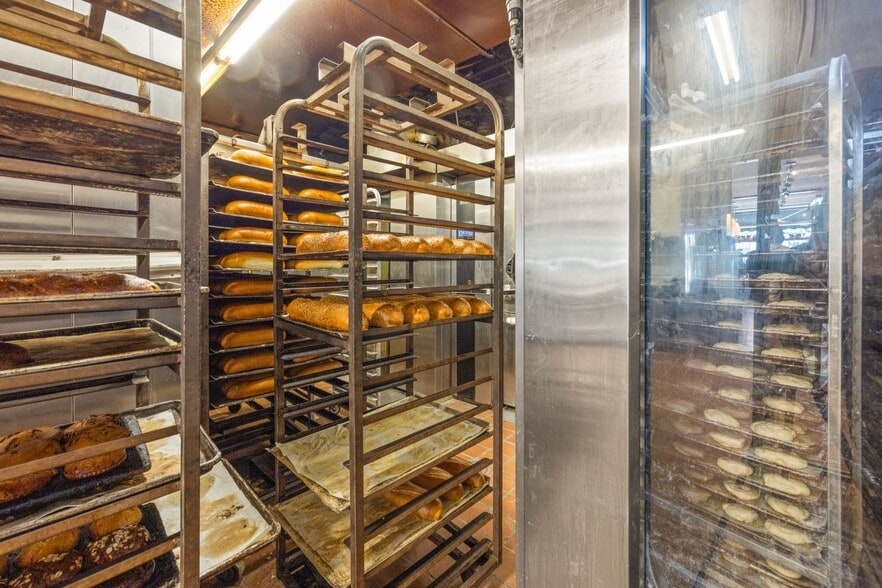 More Photos Of 192-194 Union St, Brooklyn Apartments For Sale