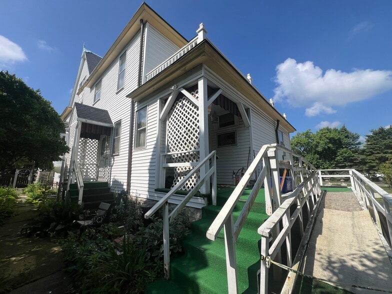 More Photos Of 364 E Church St, Marion Multifamily For Sale