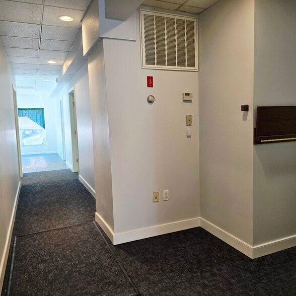 More Photos Of 106 N Franklin St, Pen Argyl Office For Lease