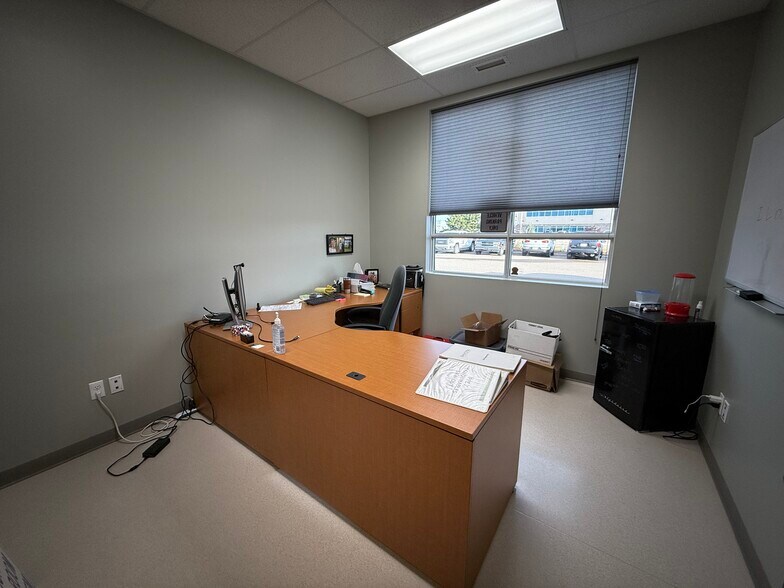 More Photos Of 158 Queens Dr, Red Deer County Truck Terminal For Lease