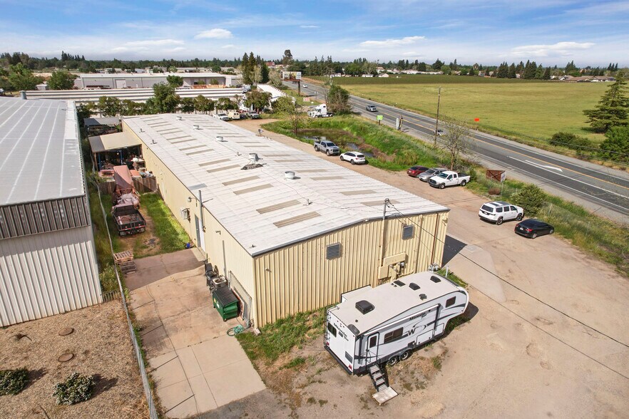 More Photos Of 12811 E Brandt Rd, Lockeford Warehouse For Sale