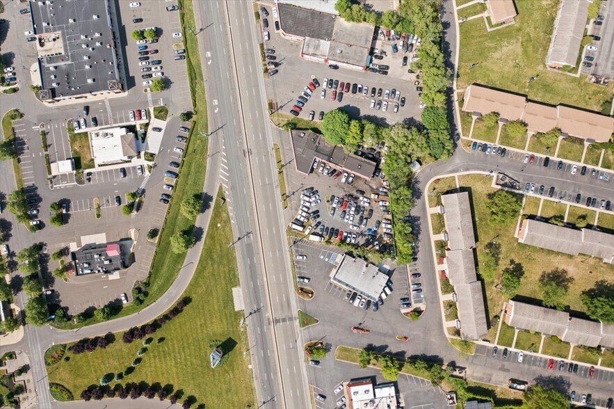 More Photos Of 4379 Route 130, Edgewater Park Auto Repair For Lease