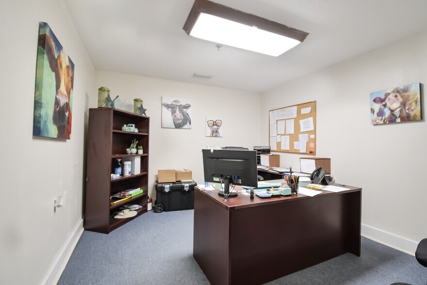 More Photos Of 1761 Dobbs Rd, Saint Augustine Warehouse For Lease