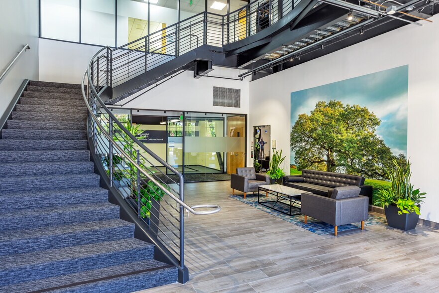 More Photos Of 475 Aviation Blvd, Santa Rosa Unknown For Lease