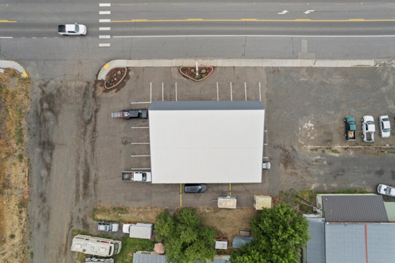 More Photos Of 210 Broadway Ave, Reardan Specialty For Sale