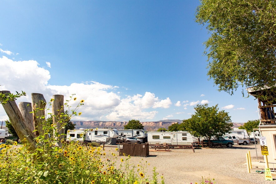 More Photos Of 793 22 Rd, Grand Junction Trailer Camper Park For Sale