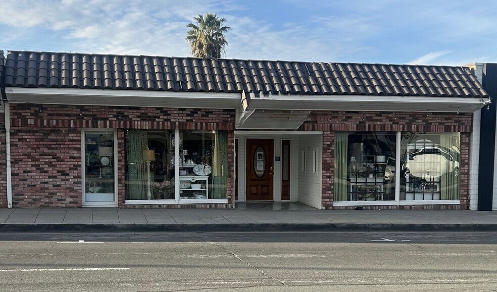 Primary Photo Of 218 E Citrus Ave, Redlands Storefront For Sale